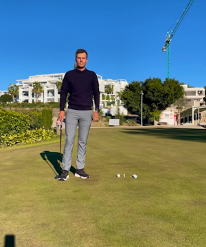 How body works and impact on the putter - concept
