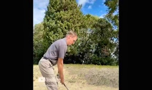 How to play bunker shots