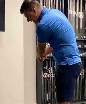Varying Clubs for Short Game Versatility