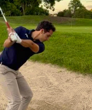 Pro student bunker lesson analysis