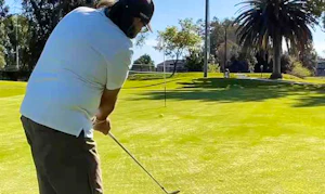 Playing the 1st at Riverview GC - Chipping from Off the Green