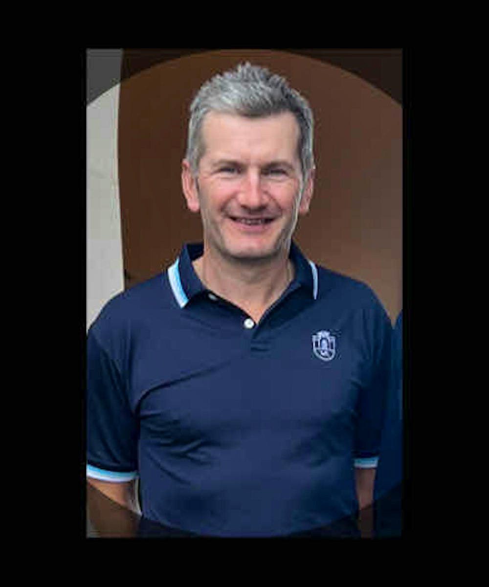 Dr Noel Rousseau 🇬🇧